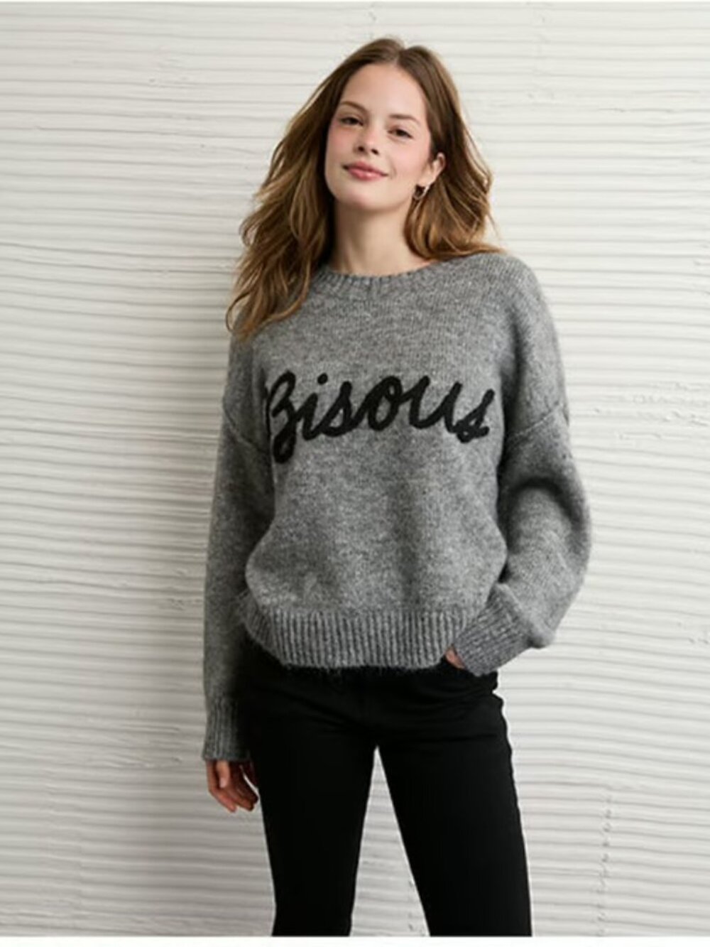NWT American Eagle Whoa So Soft Bisous Graphic Sweater, Gray, Size Small